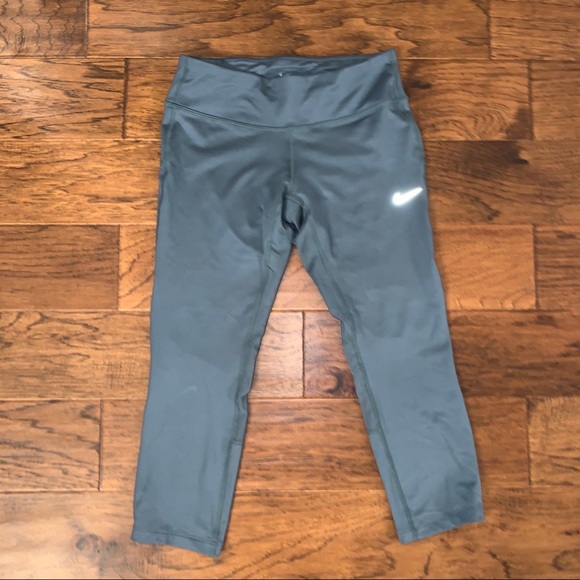 Nike Teal Capri Pants With Mesh- Size S - Picture 3 of 5